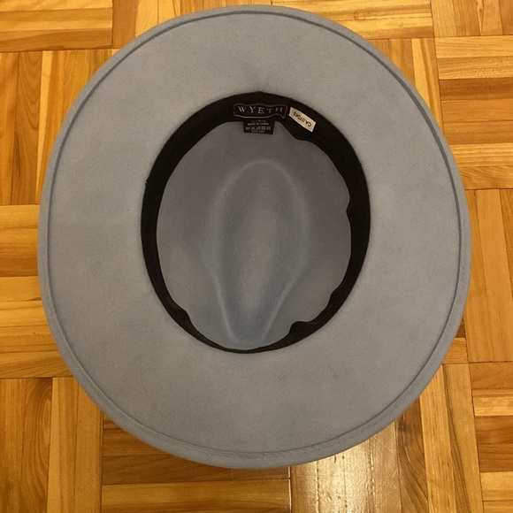 Wool hat - Picture 5 of 7